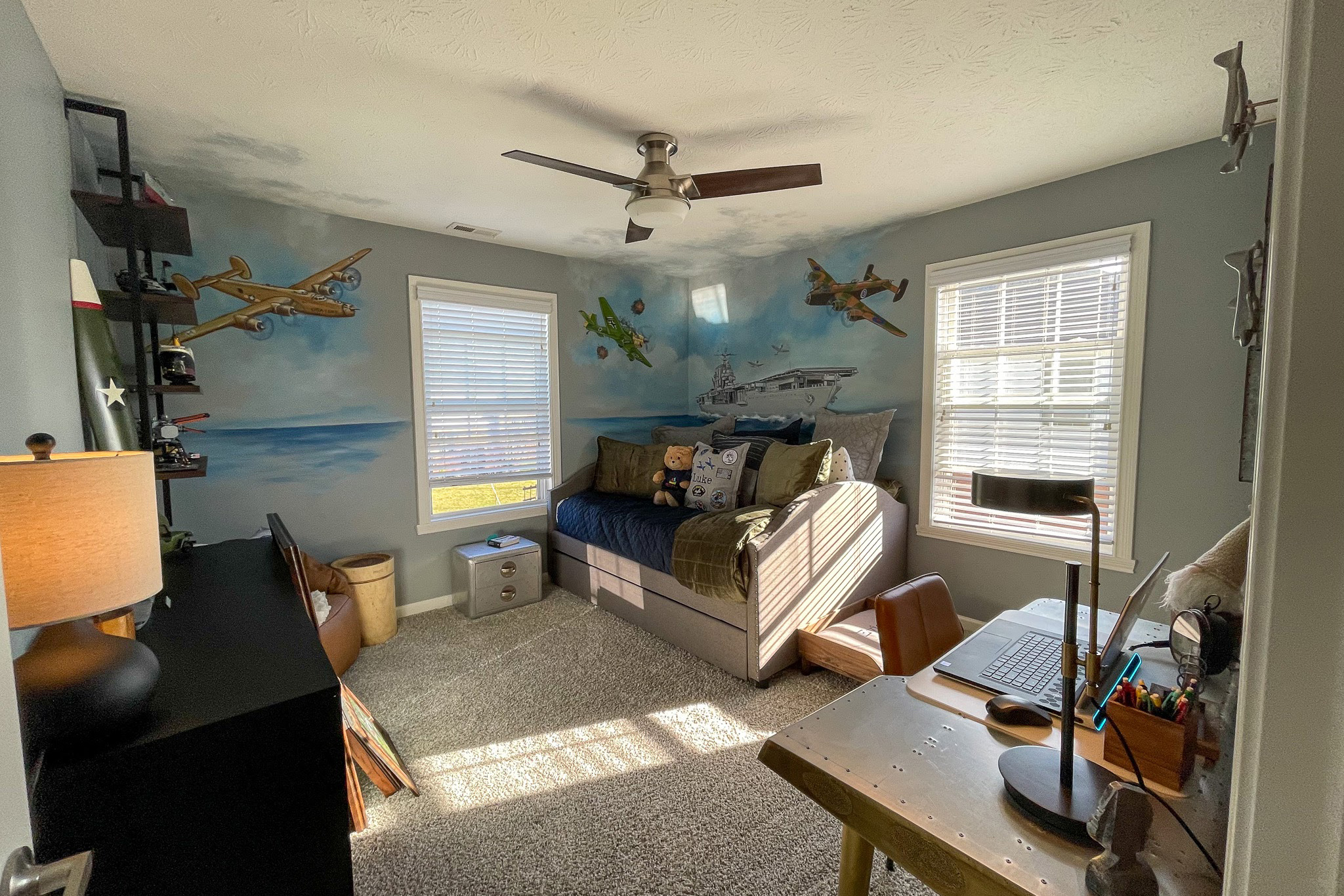 Luke’s brand-new WWII fighter plane-themed room, created by volunteers from Northwestern Mutual and Special Spaces