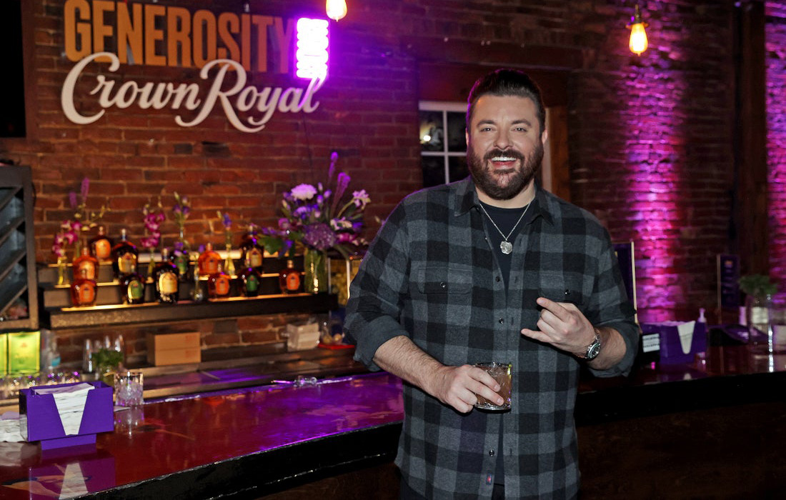 As part of the brand’s long-standing efforts to use the power of generosity to give back to our military communities, Crown Royal and country music star Chris Young announced a donation to the Bob Woodruff Foundation at last night’s 55thAnnual Country Music Association (CMA) Awards.