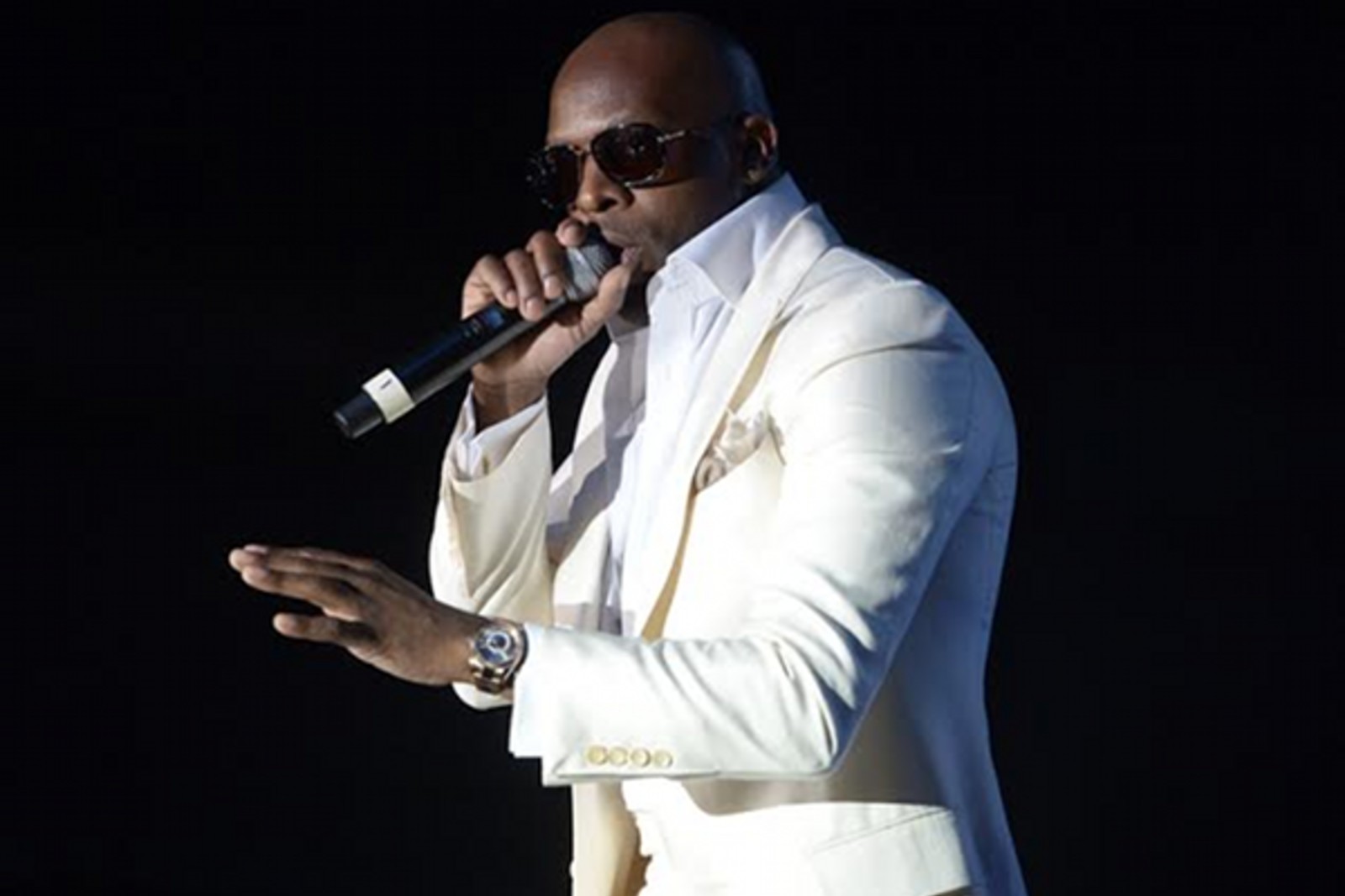 Performing live, Joe with be joining Maxwell during The Night Tour.