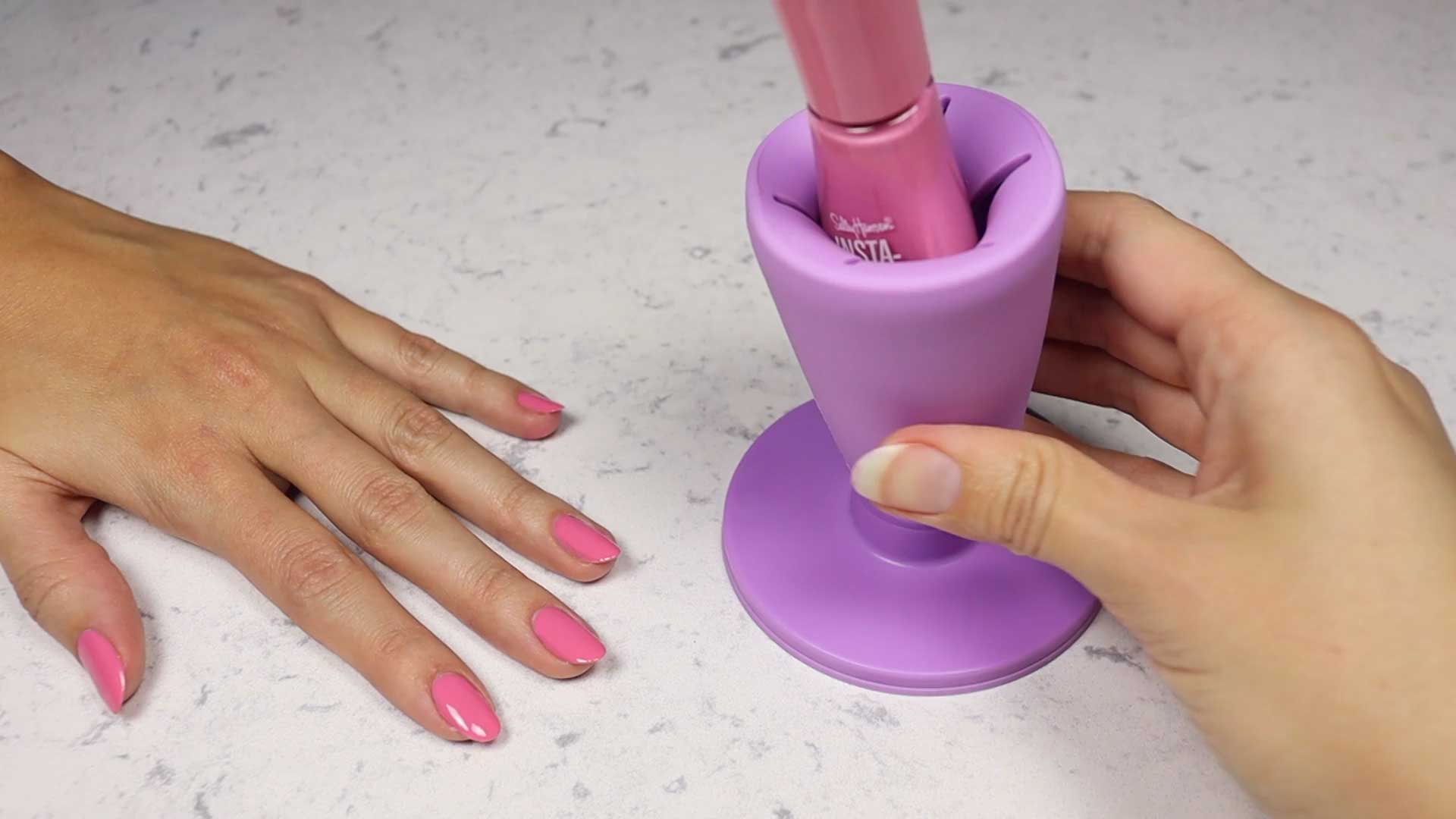 Demonstration of the Tweexy Hinge Untippable Nail Polish Bottle Holder with Smartgrip Airlock Technology