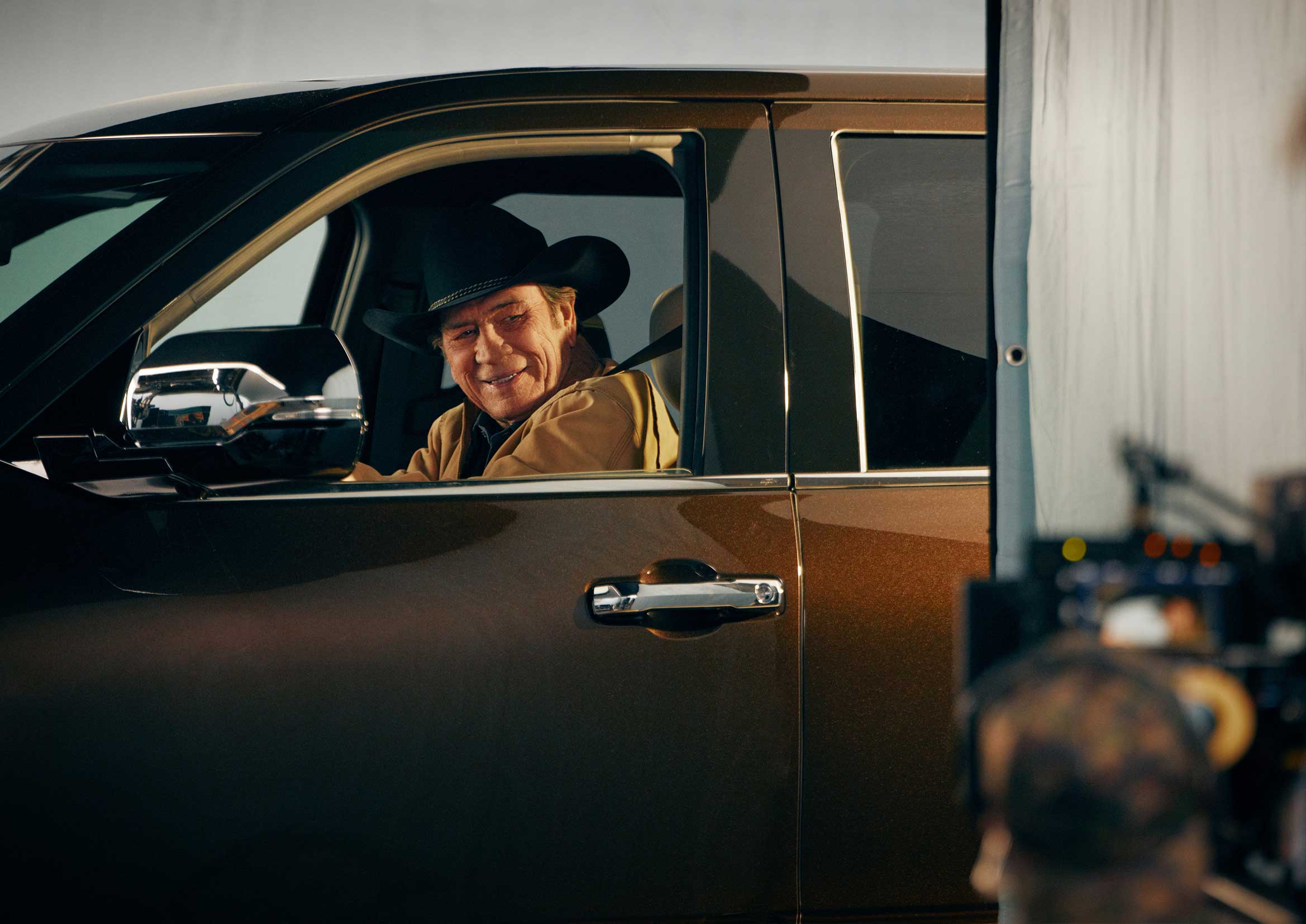 Tommy Lee Jones is among the celebrity cast featured in Toyota’s Big Game ad for the all-new 2022 Toyota Tundra.