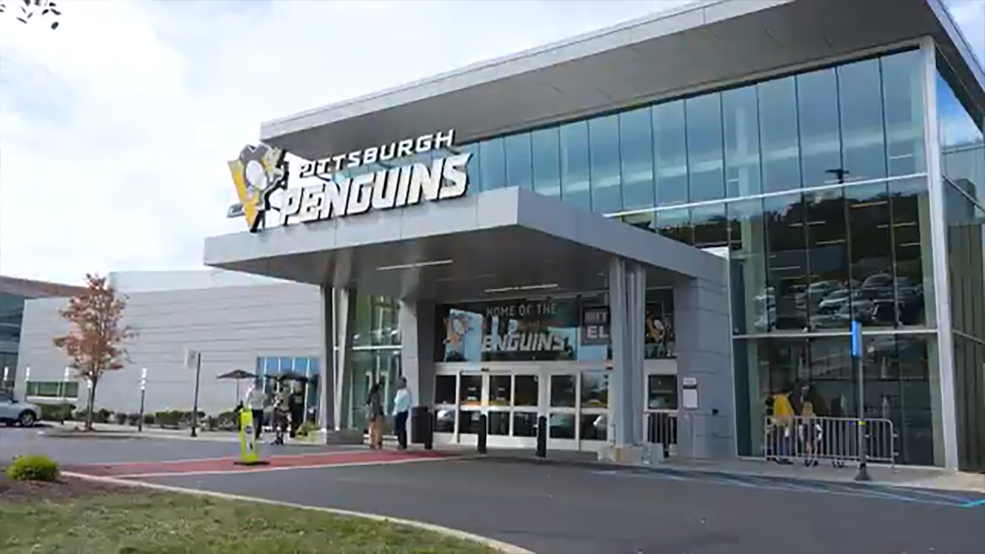 Play Video: MSA Safety Expands Partnership With Pittsburgh Penguins, Helmet Unveiling