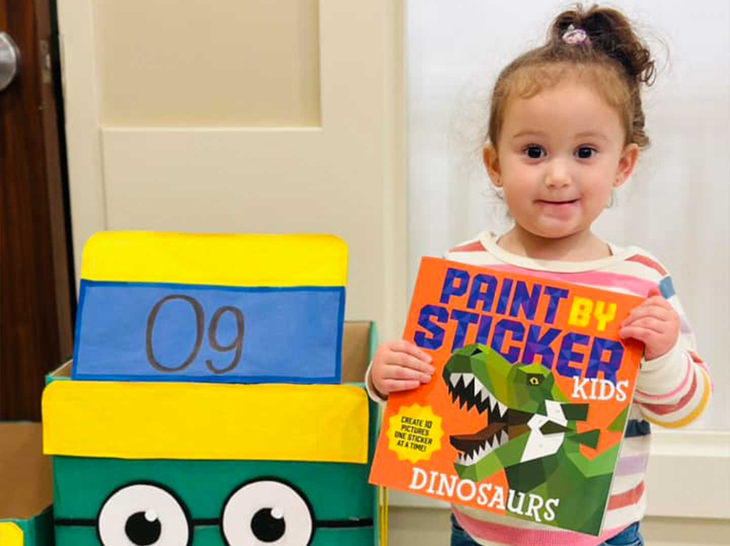 A student from Primrose School of Klyde Warren Park (Dallas, TX) shares her love for literacy with the community through Og’s Bountiful Book Drive.