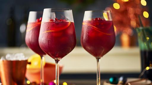 Simple and beautiful, these contemporary wine glasses have a tapered bowl and sleek easy-to-hold stem. Made from lead-free Bohemia crystal from the Czech Republic, they’re sure to add elegance to any table setting. Perfect for serving your favourite red or white wine when entertaining.