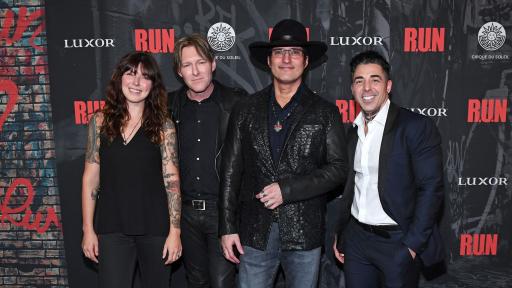 Alexis Krauss, Tyler Bates, Robert Rodriguez et Michael Schwandt (de gauche &agrave; droite) &agrave; la premi&egrave;re mondiale de R.U.N, le 14 novembre