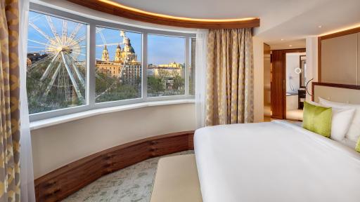 Executive Suite Bedroom Kempinski Hotel Budapest