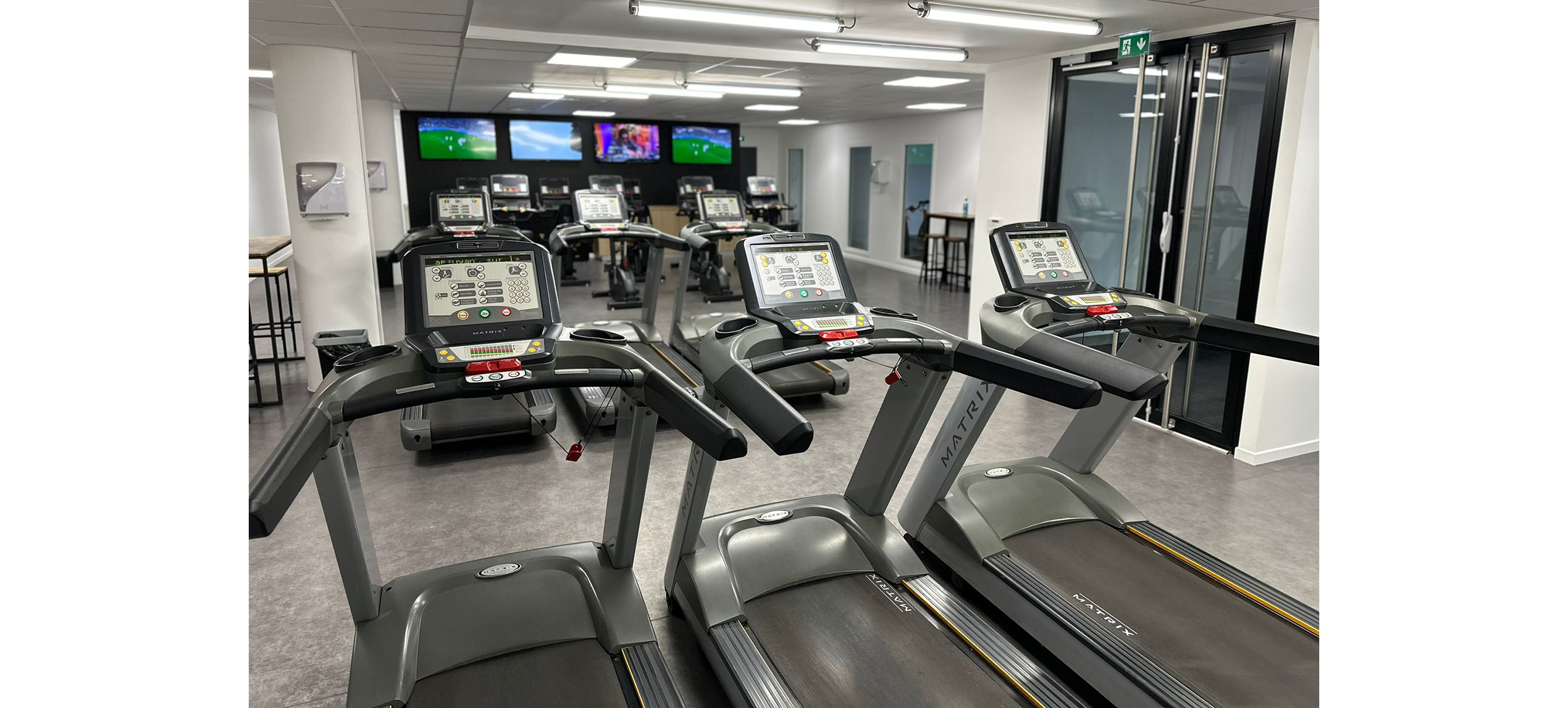 Forest Hill, N°1 du Padel à Paris et en Île-De-France