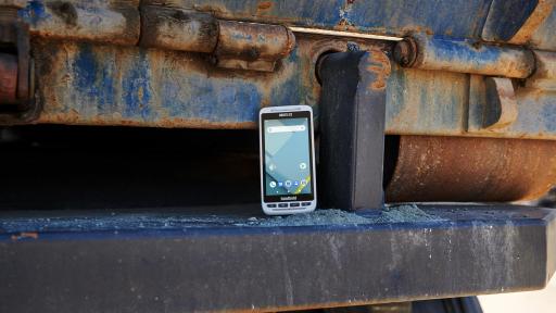 Image of The Nautiz X2 is a true all-in-one: a computer, a scanner, a camera and a 4G/LTE Android phone and comes standard with WLAN, BT, 4G/LTE and NFC.