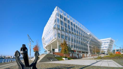 At Unilever in Hamburg, Tork EasyCube&reg; ensures that up to 5.000 visitors a day can always rely on top cleaning quality.