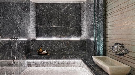 Hamman for men at Le Spa George V