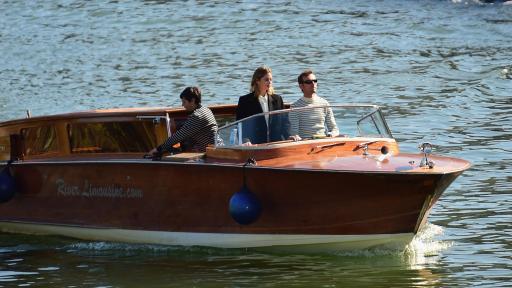 Runway VIEW FROM BOAT Doutzen Kroes Crédit Getty images