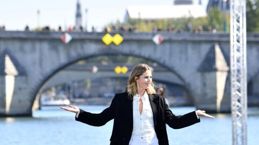 LOREAL Classic Le Segretain Doutzen Kroes 135