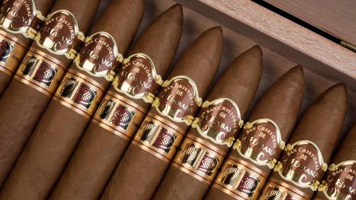 San Cristobal de la Habana Prado box and habanos
