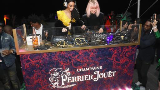 Perrier-Jouët - Winnie Harlow DJsetting at Eden by Perrier-Jouët