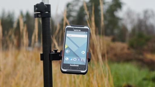 Image of the Nautiz X6 on a pole mount.