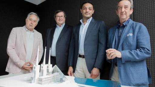 Image of Rafel Salanova, expert in territorial research and development, M&agrave;rius Rubiralta, ex President of the Strategy Commission of the Barcelona Metropolitan Strategic Plan, Mohamed Aly, president of Amlaak and Luis Alonso, co-founder of the architects' office Alonso and Balaguer. Photographer: Ferran Nadeu