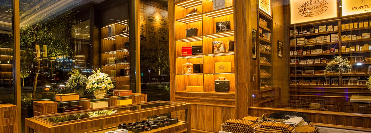 LA CASA DEL HABANO CELEBRATES ITS 30TH ANNIVERSARY