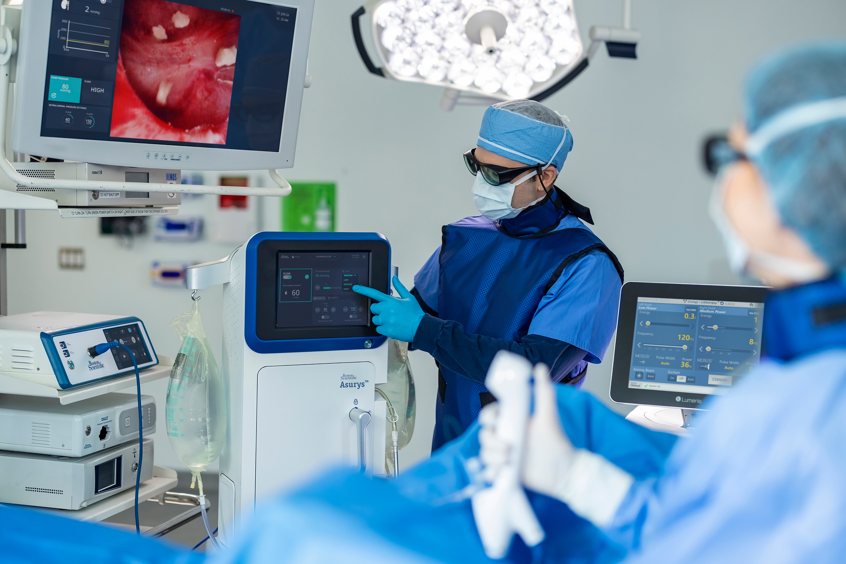 The Asurys™ System is designed to reduce manual effort required by nursing staff to set up, pressurize and maintain consistent irrigation flow as compared to traditional fluid management techniques.