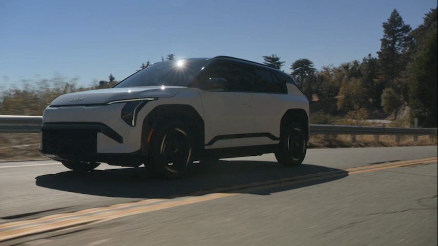 THE ALL-NEW 2027 KIA EV3 DEBUTS AT NEW YORK INTERNATIONAL AUTO SHOW
