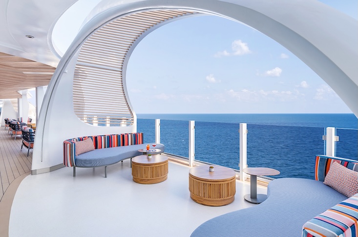 Norwegian Luna™ brings guests closer to the sea and sky with outdoor spaces such as La Terrazza, an open-air lounge area.