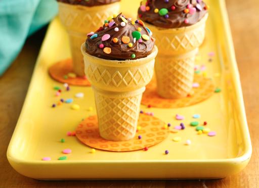 Peanut Butter Stuffed Cupcake Cones