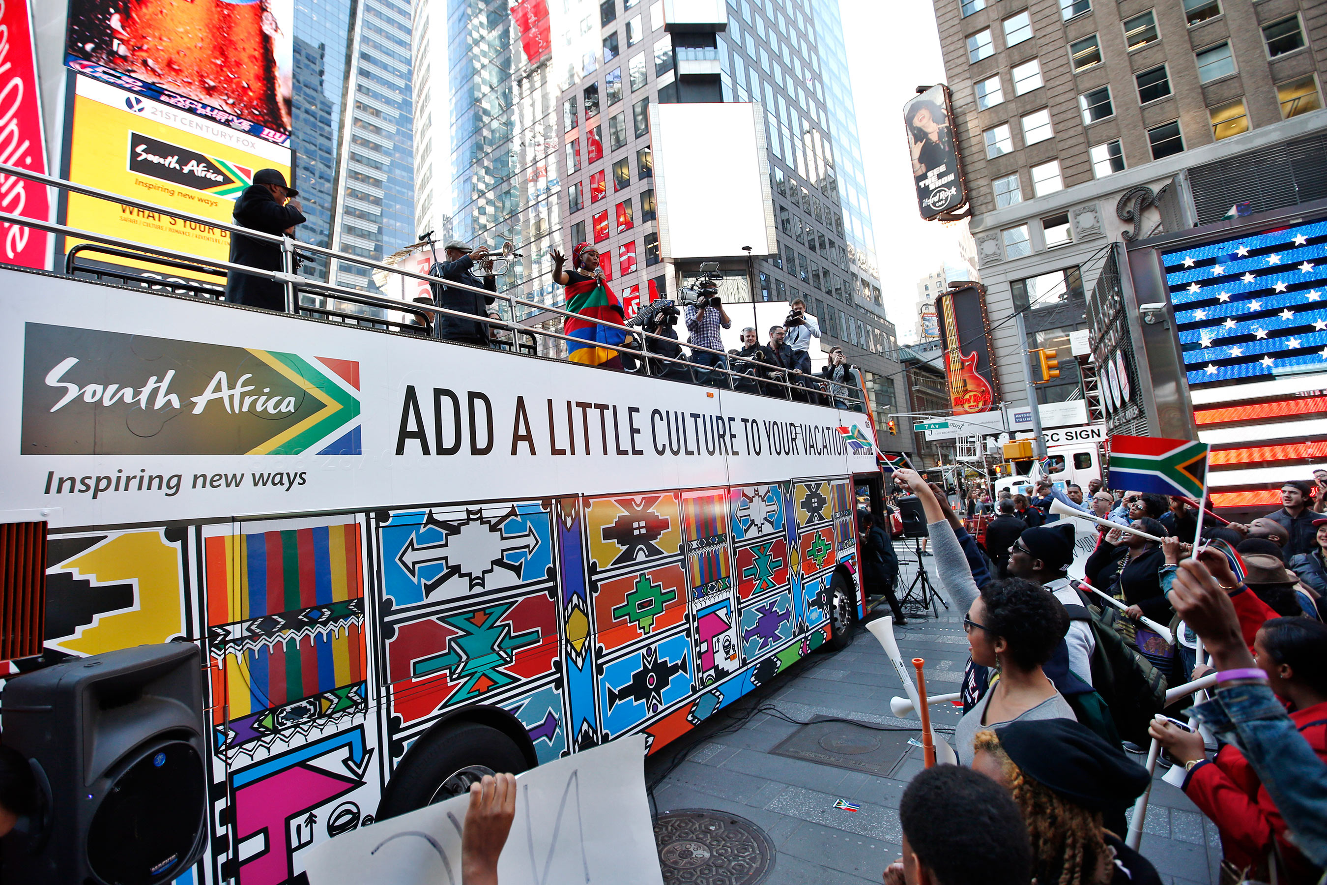 SOUTH AFRICA TAKES OVER TIMES SQUARE WITH MOBILE POPUP CONCERT
