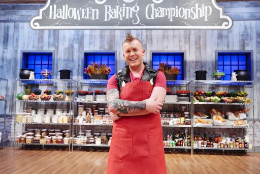  Contestant Jason Hisley on Food Network’s Halloween Baking Championship