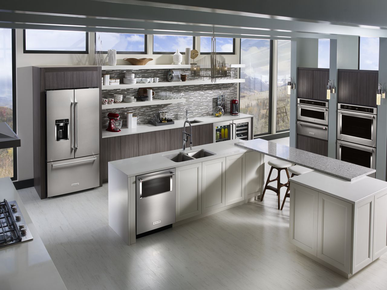 KITCHENAID INTRODUCES THREEDOOR FREE STANDING REFRIGERATOR
