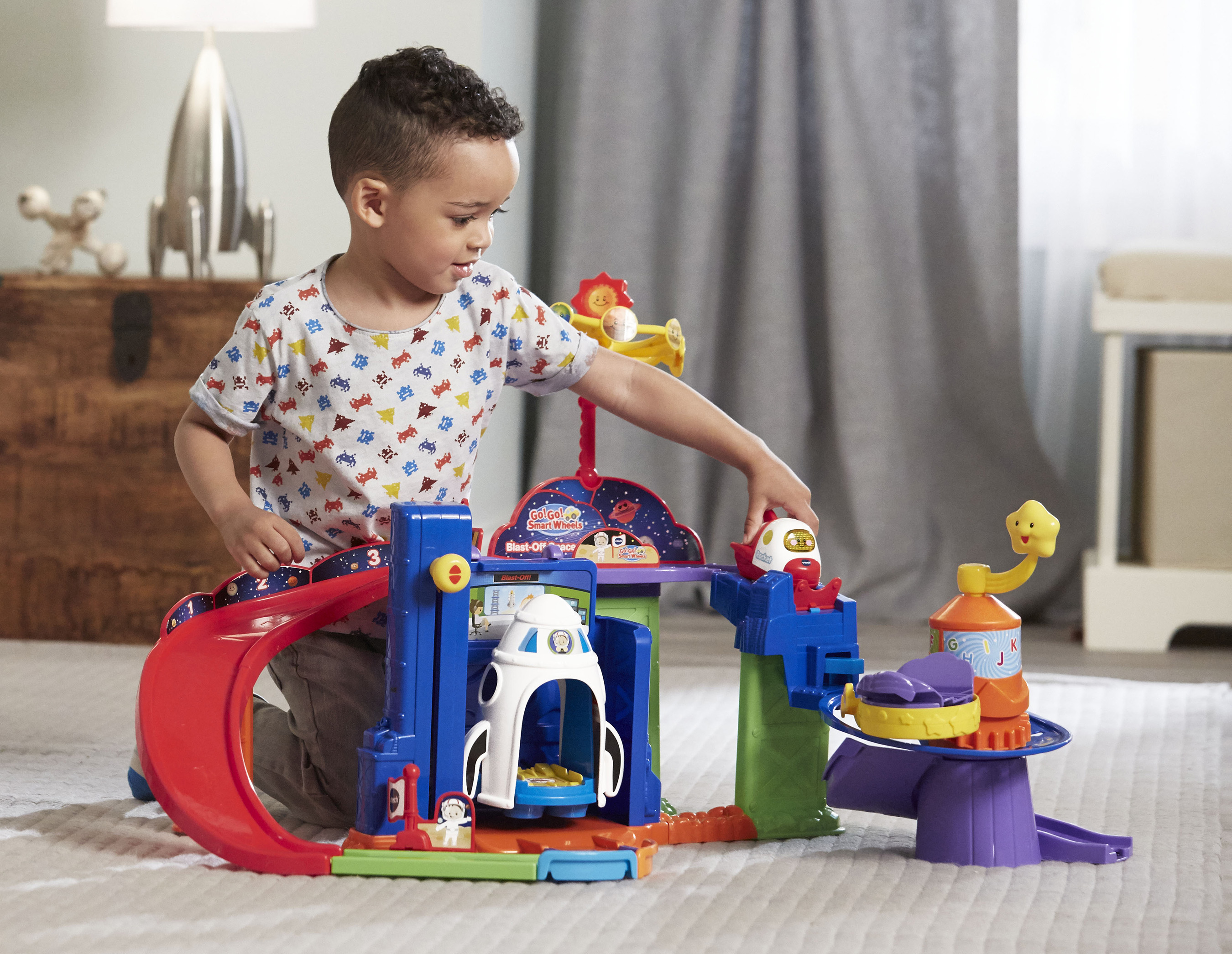 go go smart wheels space station