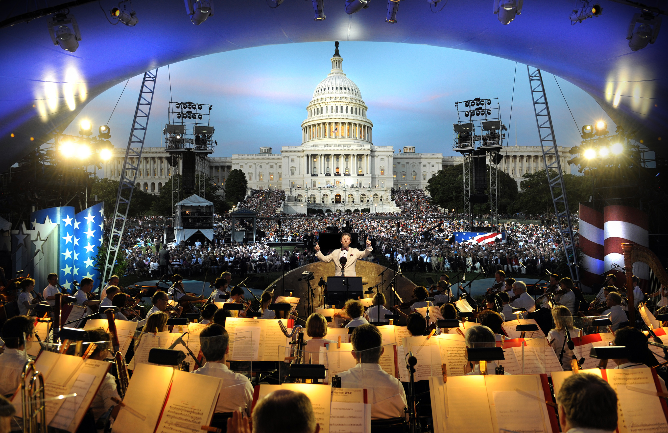 PBS's multi award-winning NATIONAL MEMORIAL DAY CONCERT returns live from the West Lawn of the U.S. Capitol for a special 30th anniversary broadcast Sunday, May 26, 2019 from 8:00 to 9:30 p.m. ET.