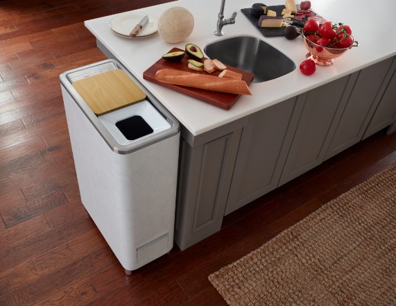 The Zera™ Food Recycler was named a Best of Innovation Award Honoree (Eco-Design & Sustainable Technologies Category) and Innovations Award Honoree (Tech For A Better World & Home Appliances Categories)