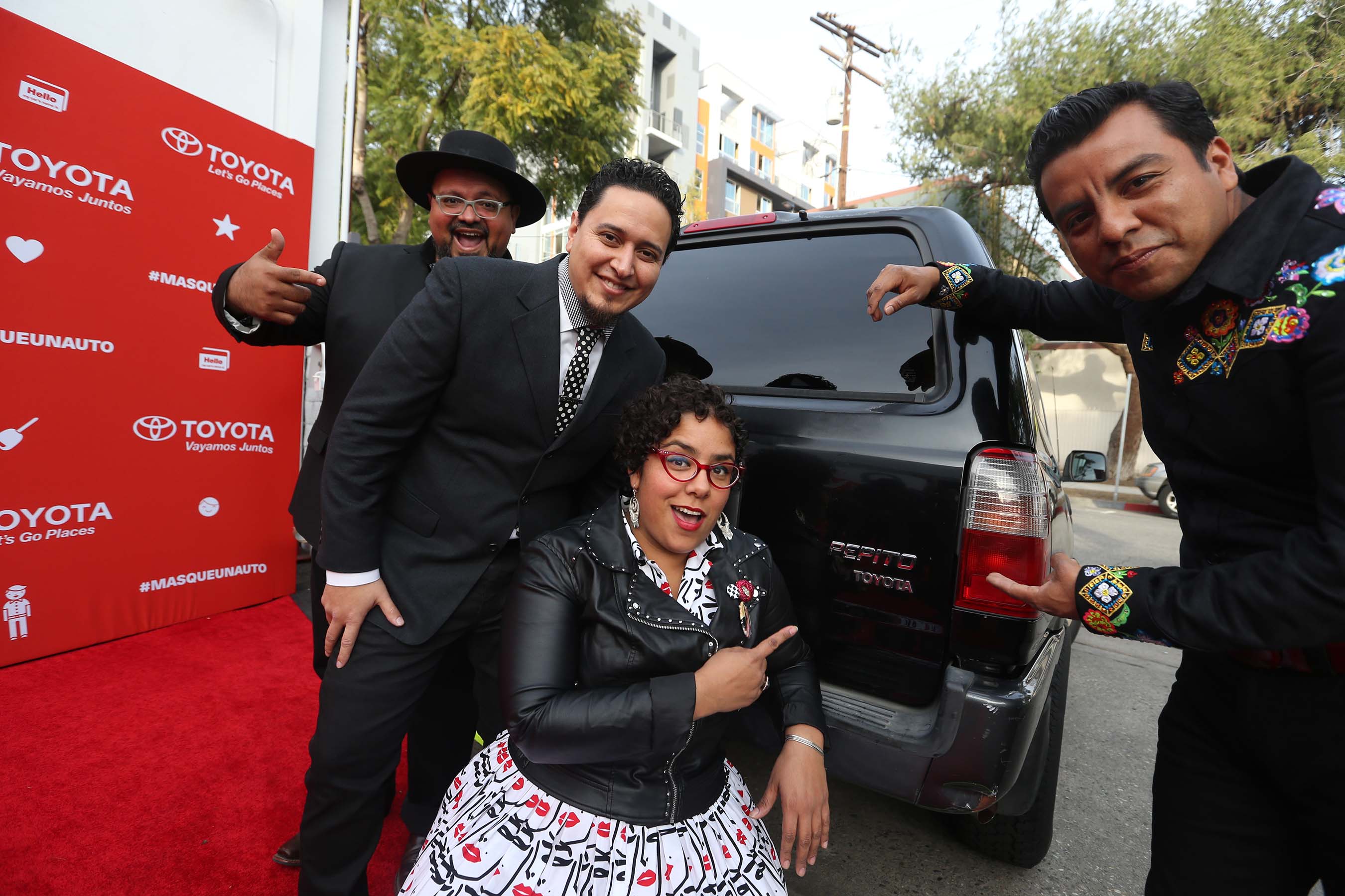 GRAMMY award winning band La Santa Cecilia joined the unveiling of Toyota’s Book of Names and named their car Pepito #MasQueUnAuto.