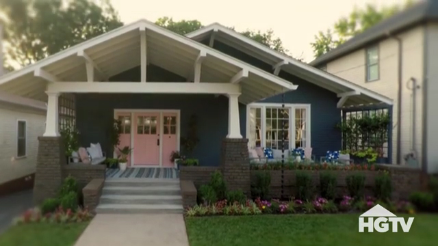 HGTV Urban Oasis 2017 designer Brian Patrick Flynn gives a 90-second exterior tour of the Craftsman-style bungalow home in one of Knoxville, Tennessee’s most historic neighborhoods.