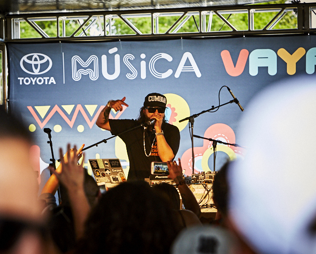 DJ El Dusty entertained the audience on day 3 at the Toyota Music Den to continue the music fun at Ruido Fest 2017. DJ El Dusty entertained the audience on day 3 at the Toyota Music Den to continue the music fun at Ruido Fest 2017.
