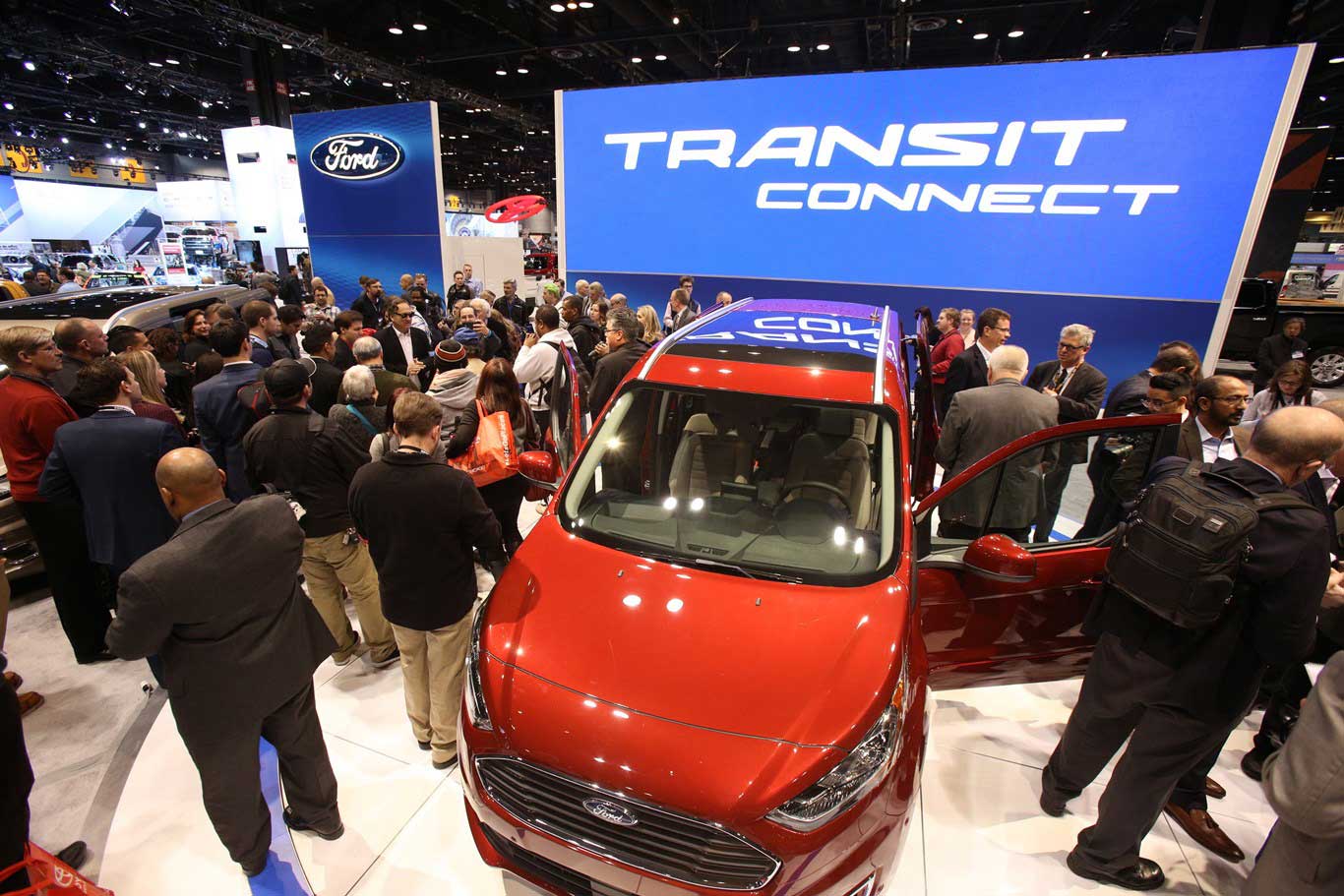 FORD TRANSIT CONNECT WAGON AT 2018 CHICAGO AUTO SHOW