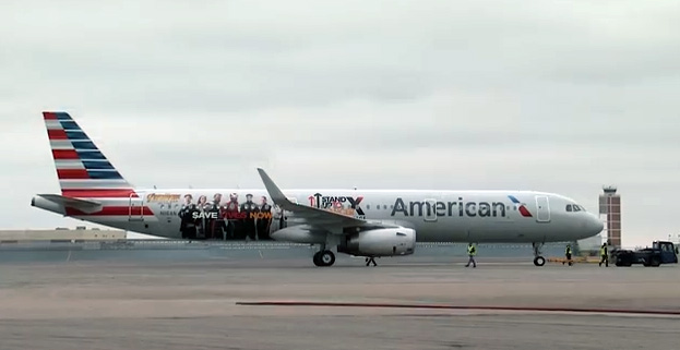 American Airlines, Stand Up To Cancer, &amp; Marvel Studios' Avengers: Infinity War Join Together In The Battle Against Cancer To Unveil Custom-Wrapped Plane