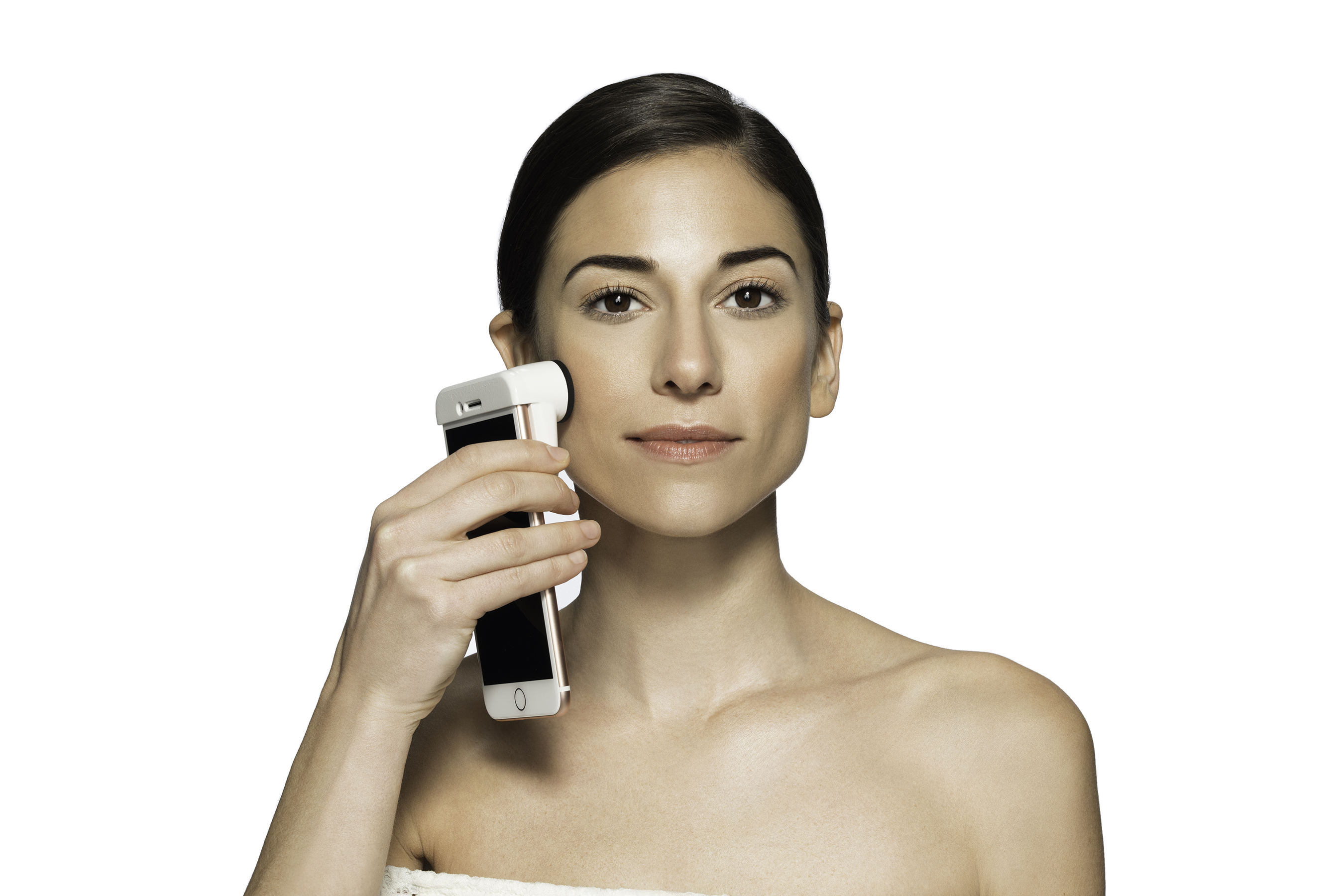 Neutrogena Skin360 SkinScanner In-Use