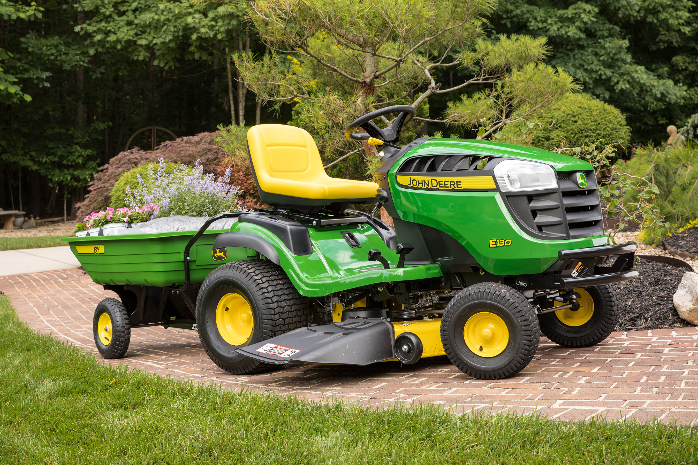 John Deere Provides Comfort And Ease Of Use With New Lawn Tractors
