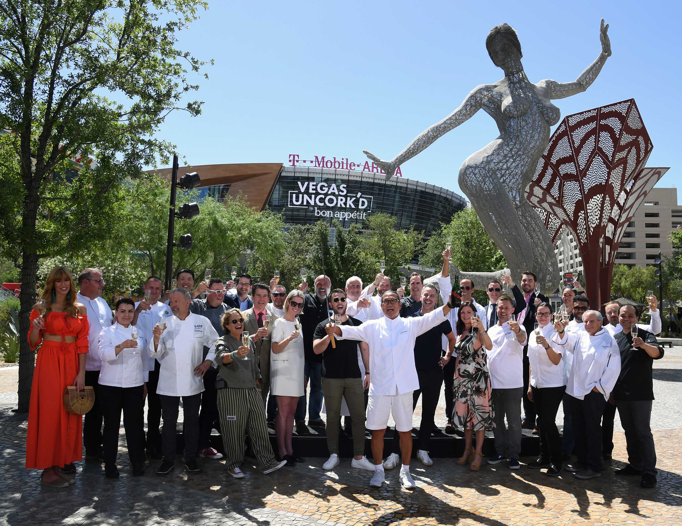Culinary masters celebrate the kick off of Vegas Uncork’d by Bon Appétit (credit Las Vegas News Bureau)