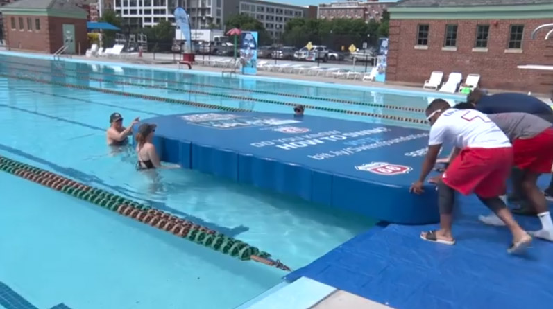 USA Swimming Foundation Sets GUINNESS WORLD RECORDS® for Largest Kickboard to Kick Off the 10th Annual Make a Splash Tour Presented by Phillips 66 - 30 second package