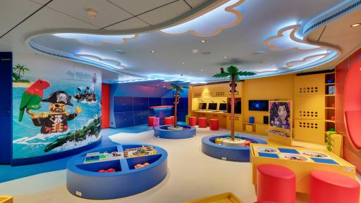 Elementary-aged kids can take part in tailored entertainment offered in the Junior Club LEGO®, complete with Pirates and play stations.