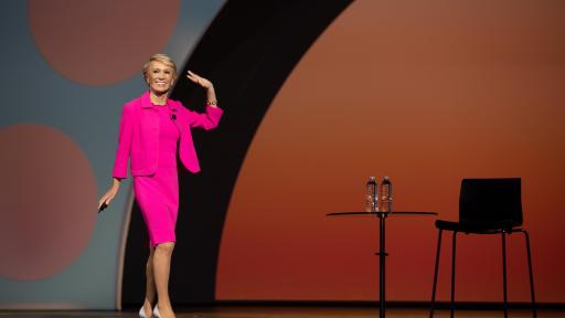 Barbara Corcoran inspires a crowd of thousands of Avon Representatives in a keynote presentation about building their business and leading their teams to greatness at Avon RepFest 2018.