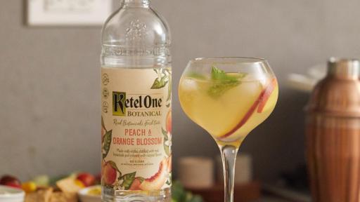 Ketel One Botanical Peachy Clean by Lily Kunin