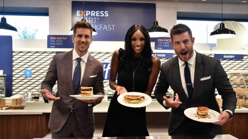 Rodgers upsets Palmer and Taylor in breakfast-making competition demonstrating how Holiday Inn Express hotels get fans THE READIEST for game day