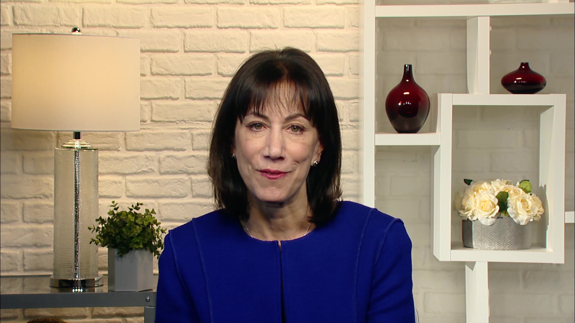 Lauren Streicher, M.D., OB/GYN answers 5 questions about estrogen therapy to relieve common menopausal symptoms. Lauren Streicher, M.D., OB/GYN answers 5 questions about estrogen therapy to relieve common menopausal symptoms.