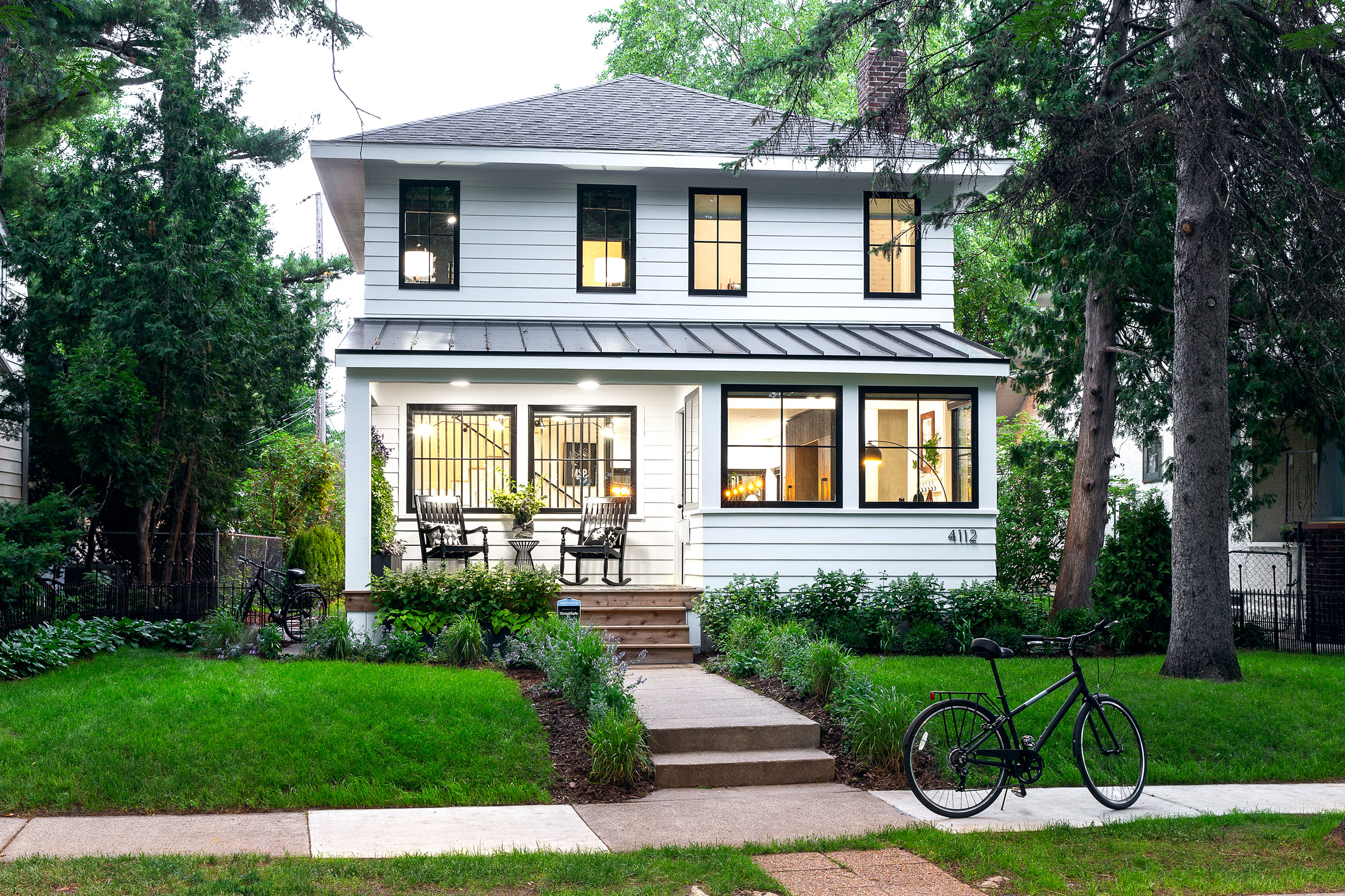The HGTV Urban Oasis 2019 in Minneapolis will be given away to one lucky fan later this year. The prize is valued at more than $700,000 and includes the fully renovated and completely furnished Scandinavian-style farmhouse.
