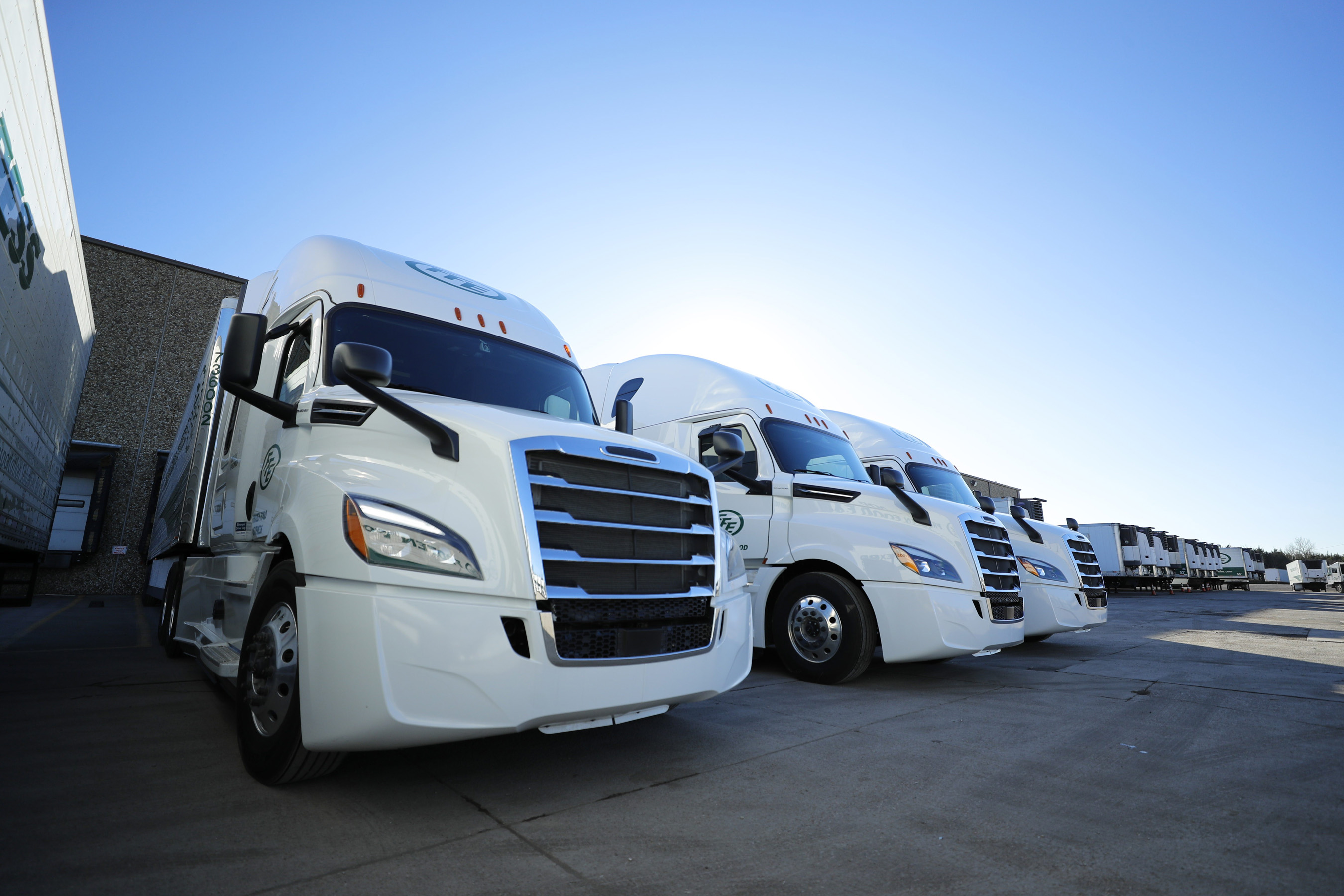 Bridgestone announces a new, industry-wide campaign focused on educating fleets on the advantages of retreads.