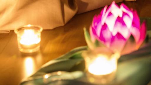 Chamseon (Zen meditation) with Lotus Lantern