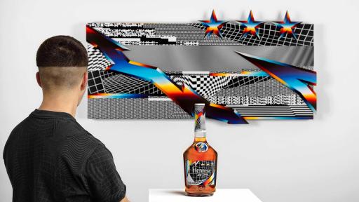 A leading name on the contemporary art scene, Spanish-Argentine artist Felipe Pantone has achieved star status without ever publicly revealing his face