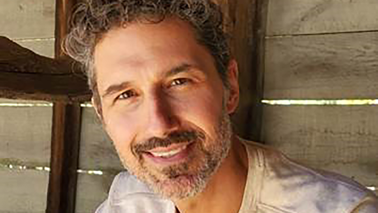 Reality TV star and two-time blood cancer survivor Ethan Zohn to participate in Big Climb.